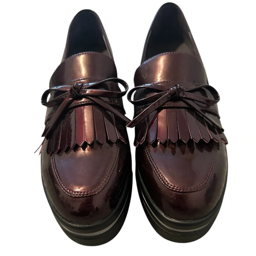 PT’SON NWOT Burgundy Patent Leather Platform Loafers with Tassel Detail Size 6